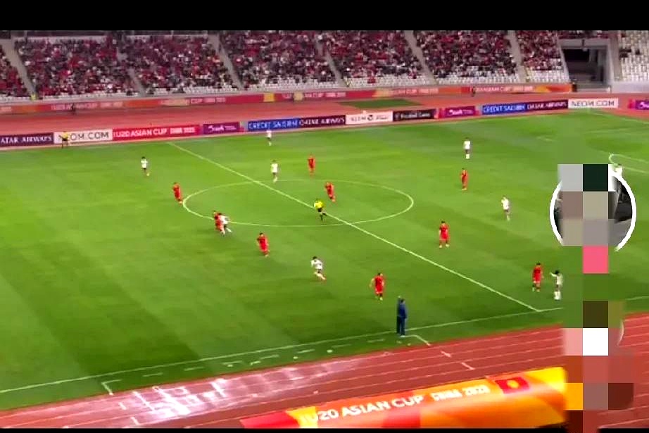 包含直击现场！决赛中中国队如何完成刷新纪录？的词条