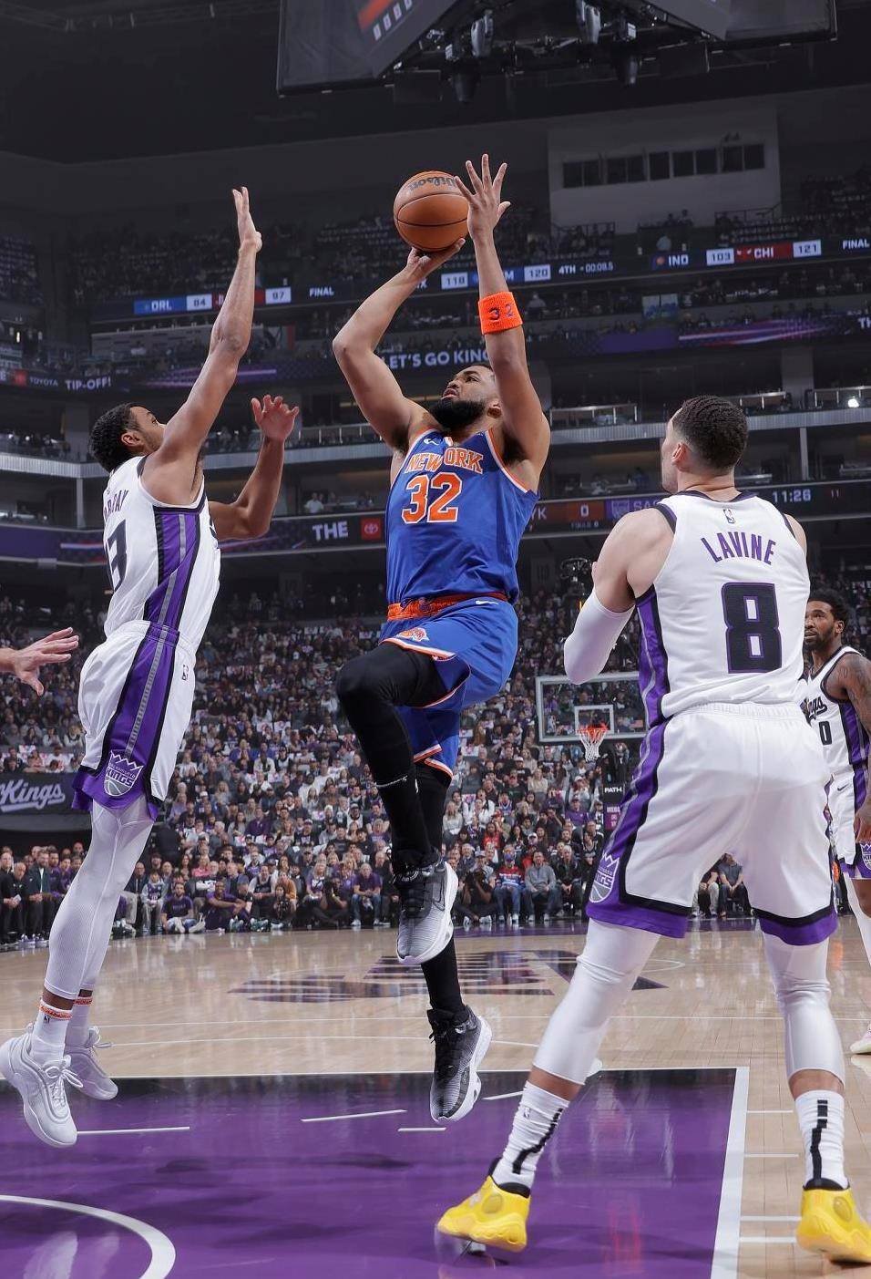 包含米切尔陷入低谷，唐斯连败，掀起高潮球队命运悬念！的词条